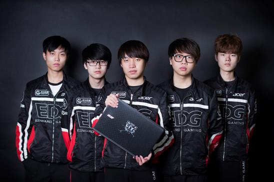 二是定位球 二是定位球